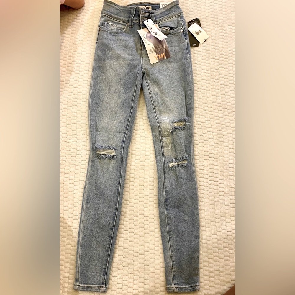 Women’s YMI Curvy Fit Skinny Jeans